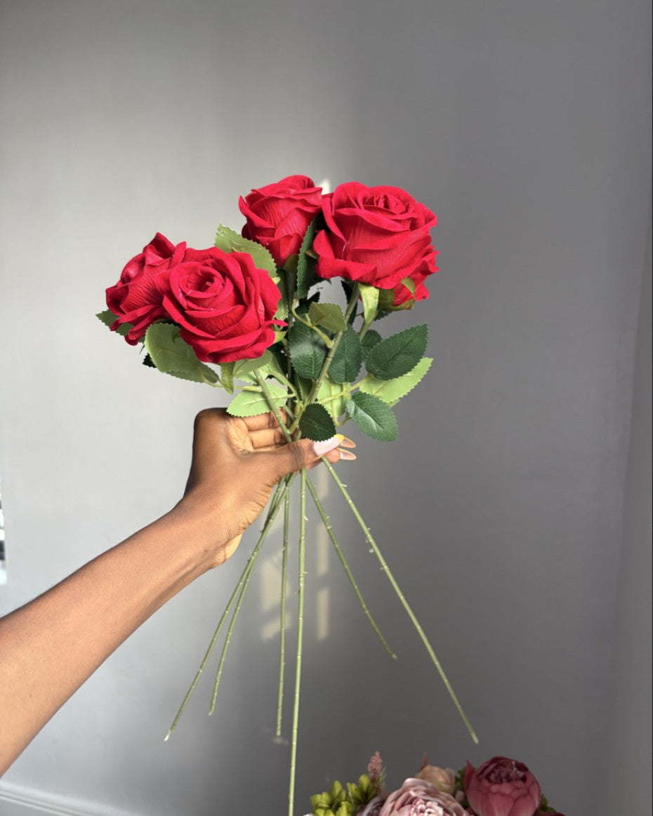 Artificial Rose (per 1)