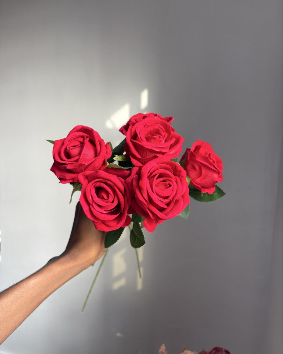 Artificial Rose (per 1)