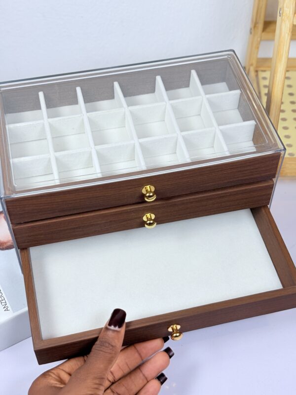 Vintage Midi Sized Jewelry Box - Image 3
