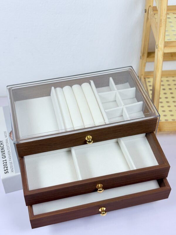 Vintage Midi Sized Jewelry Box - Image 2