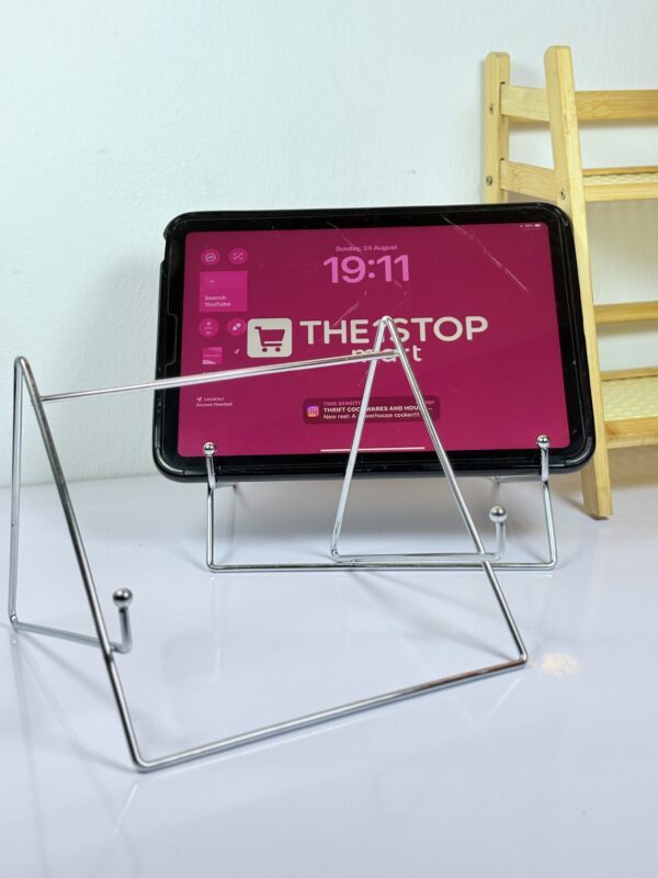Metallic Tablet/Ipad Stand